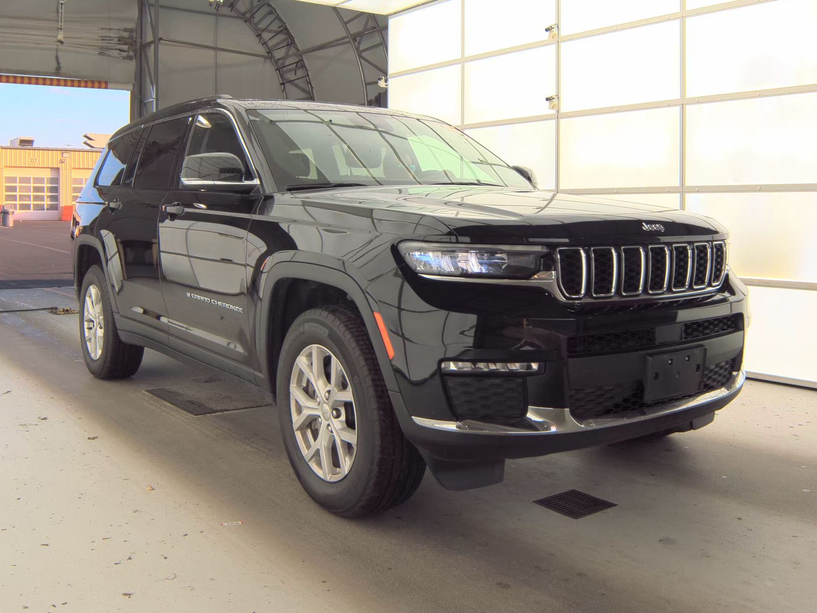 2023 Jeep Grand Cherokee L Limited AWD