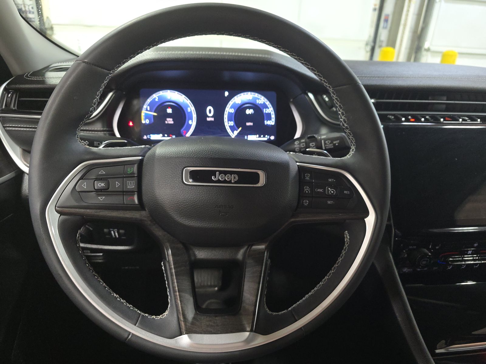 2023 Jeep Grand Cherokee L Limited AWD