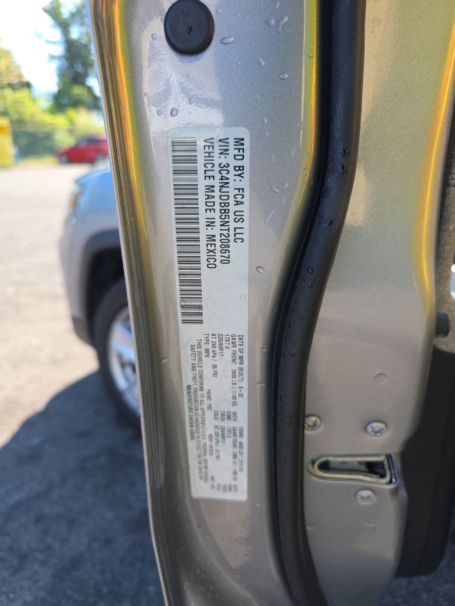 2022 Jeep Compass Latitude AWD