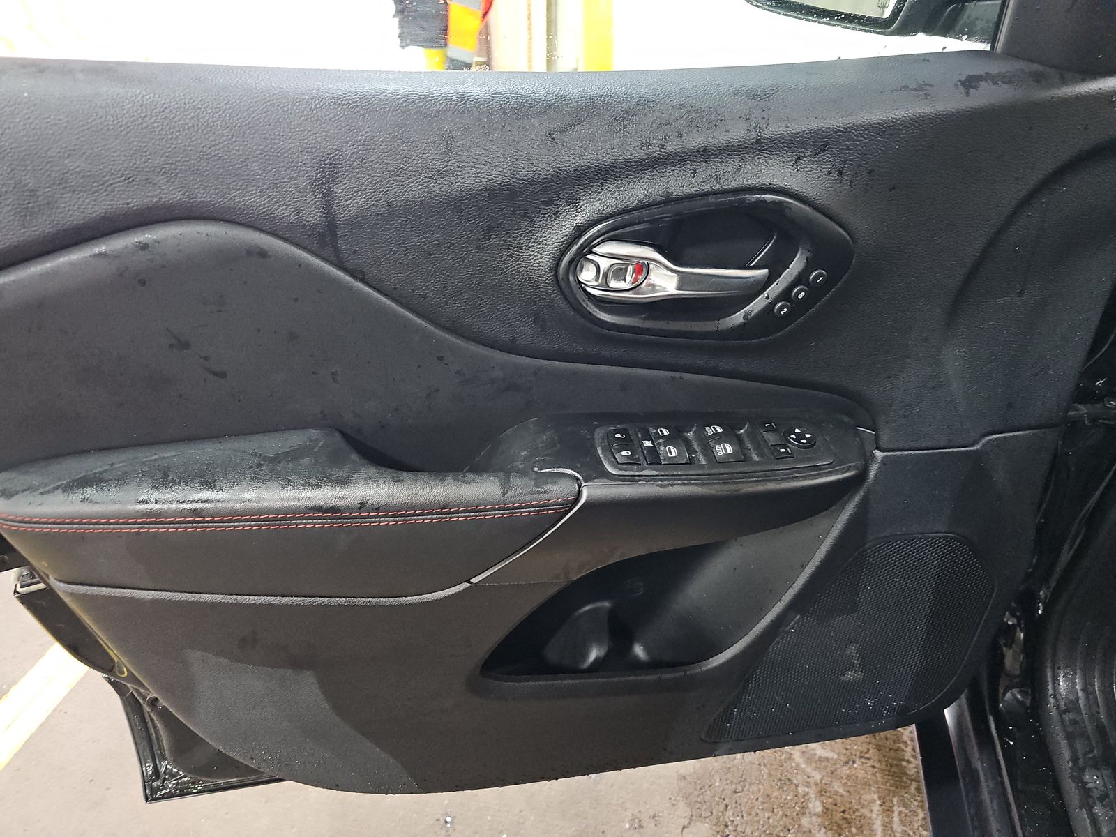 2022 Jeep Cherokee Trailhawk AWD