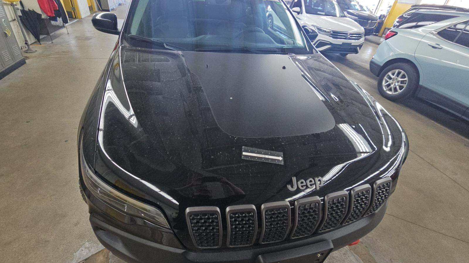 2022 Jeep Cherokee Trailhawk AWD