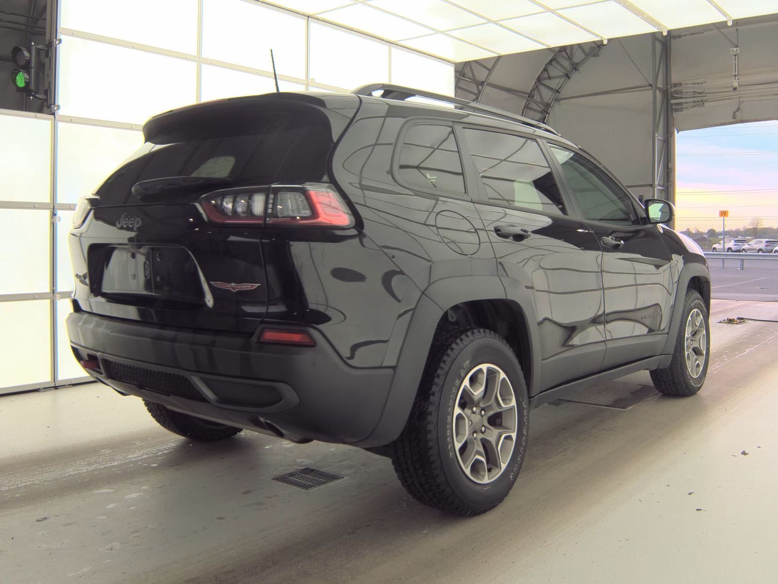 2022 Jeep Cherokee Trailhawk AWD