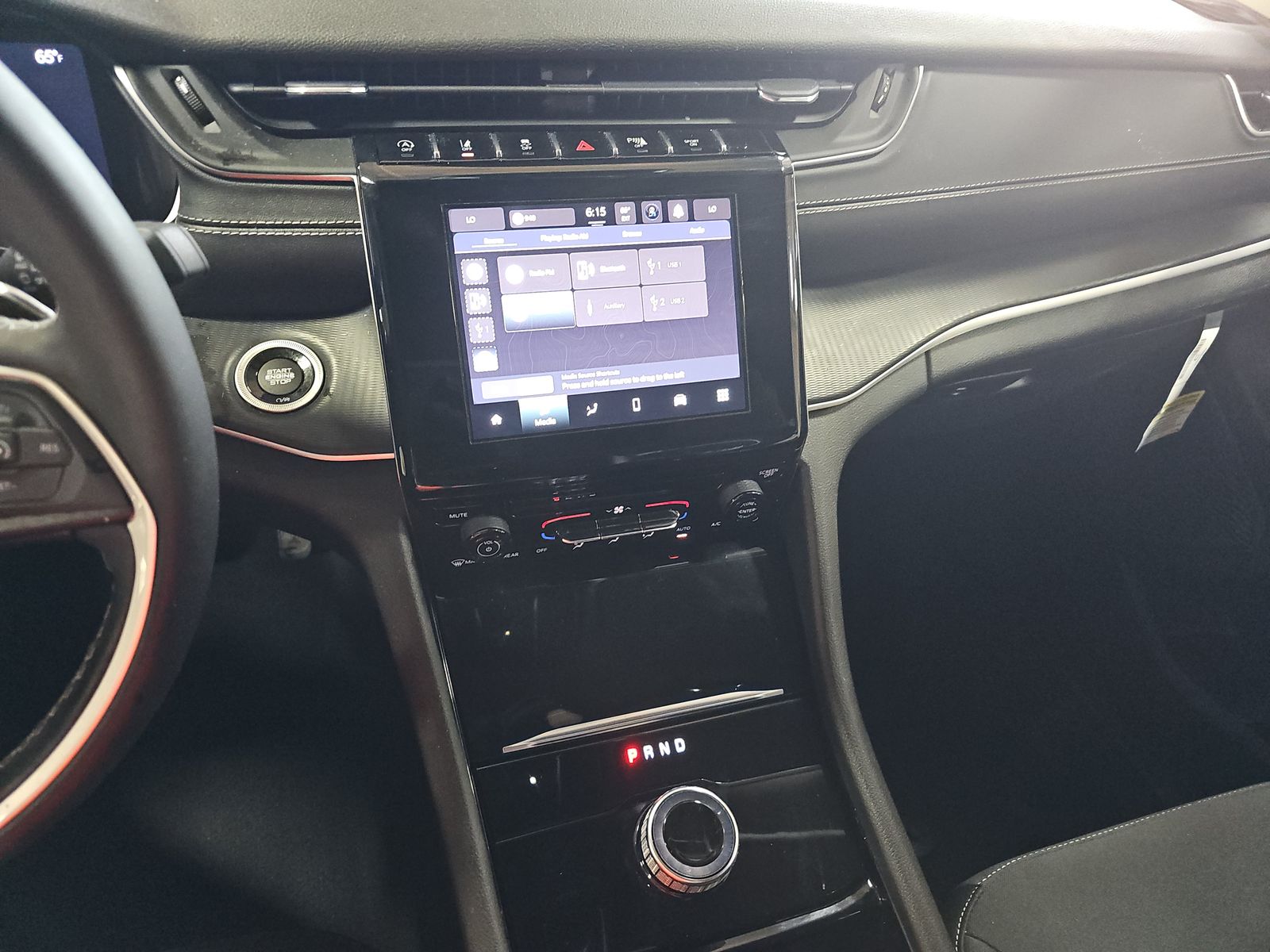 2023 Jeep Grand Cherokee L Laredo AWD