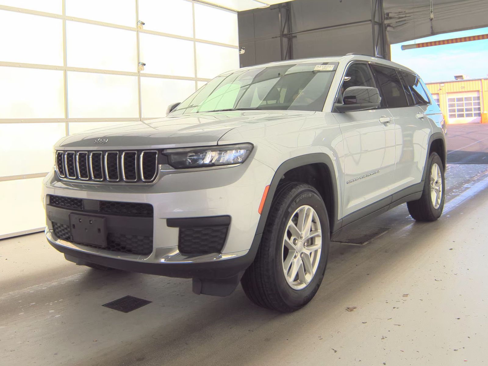 2023 Jeep Grand Cherokee L Laredo AWD
