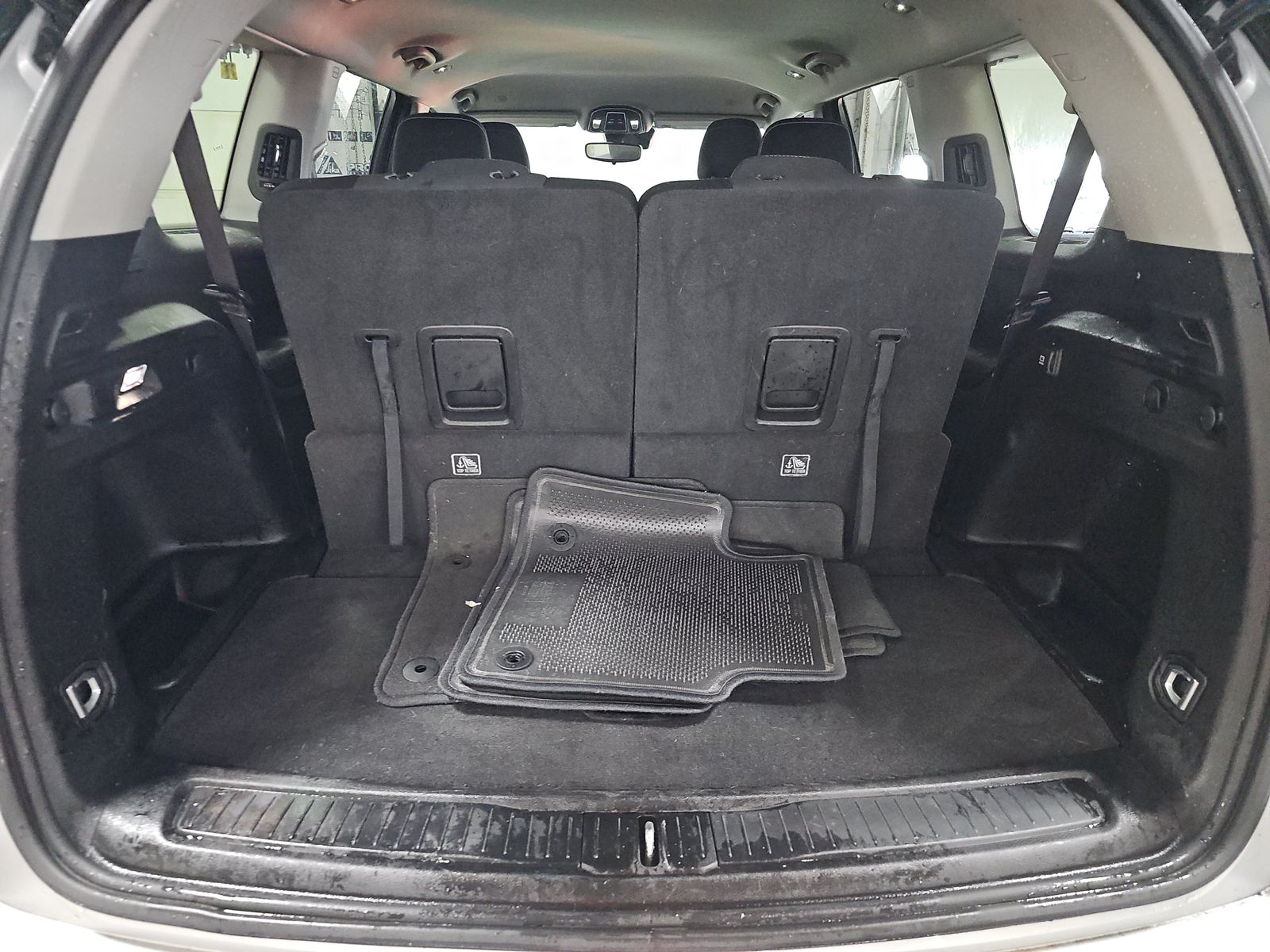 2023 Jeep Grand Cherokee L Laredo AWD