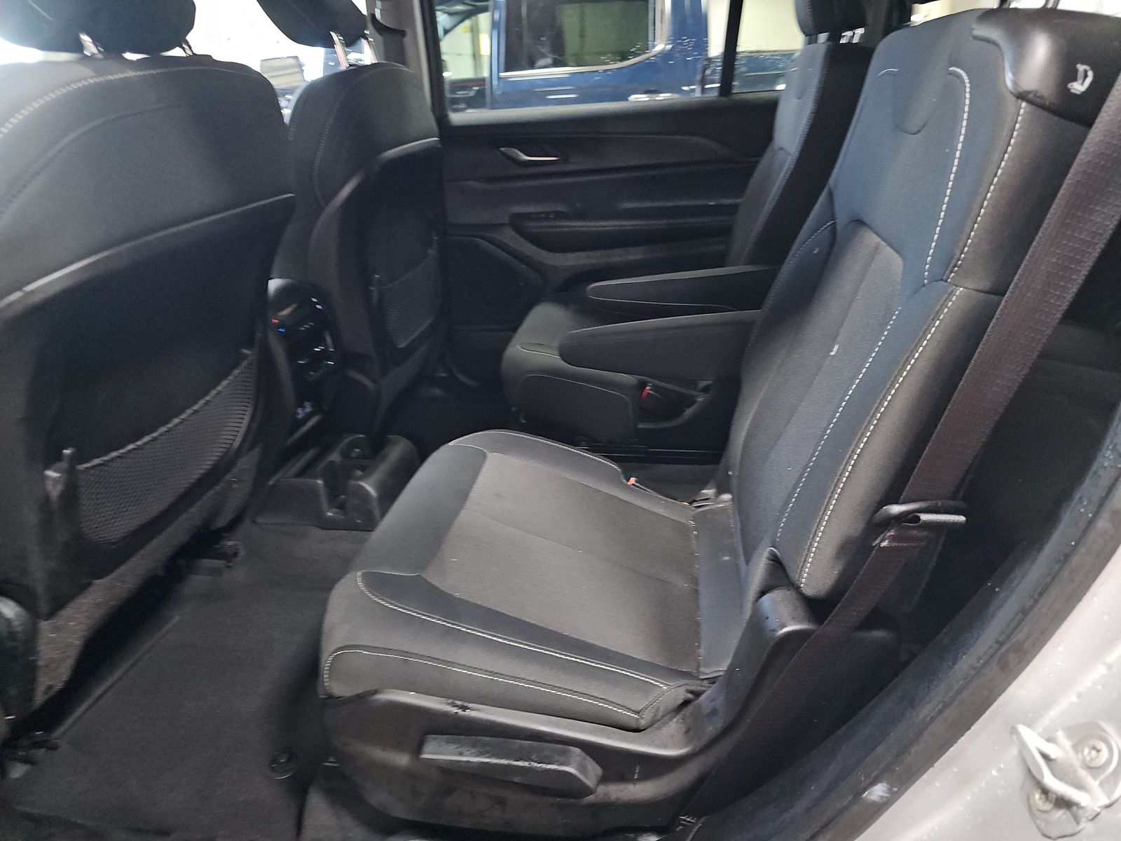 2023 Jeep Grand Cherokee L Laredo AWD