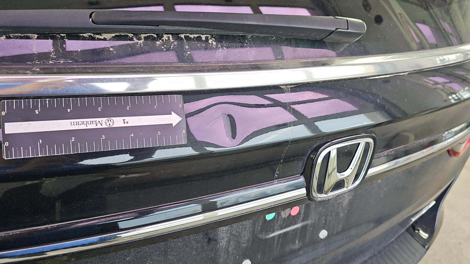 2023 Honda Odyssey Touring FWD