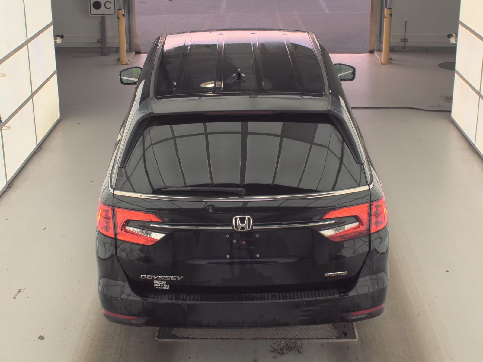 2023 Honda Odyssey Touring FWD
