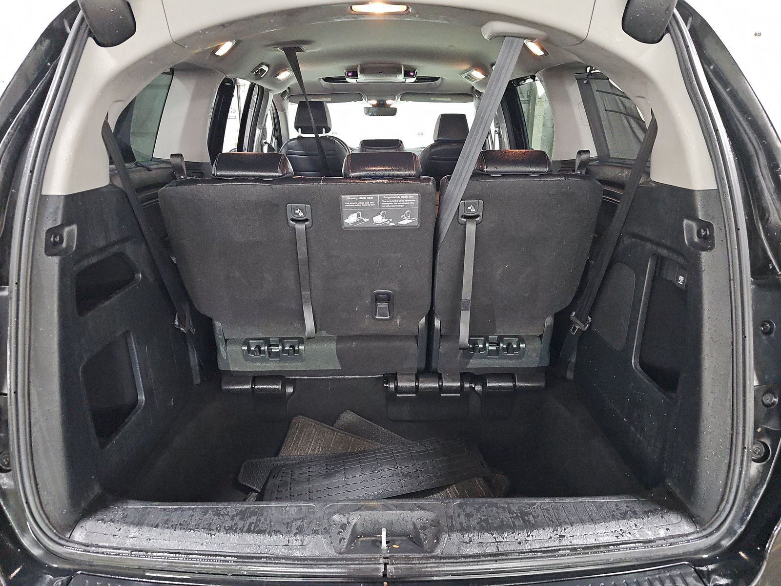 2023 Honda Odyssey Touring FWD