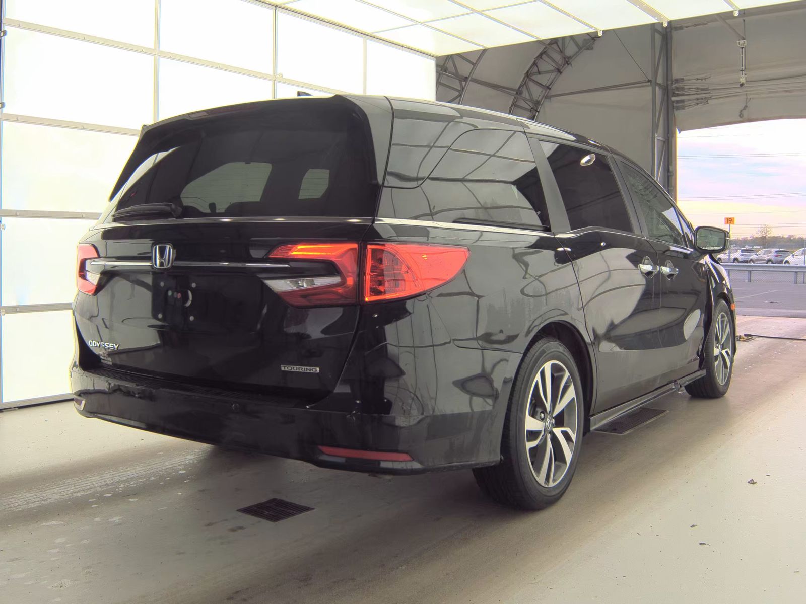 2023 Honda Odyssey Touring FWD