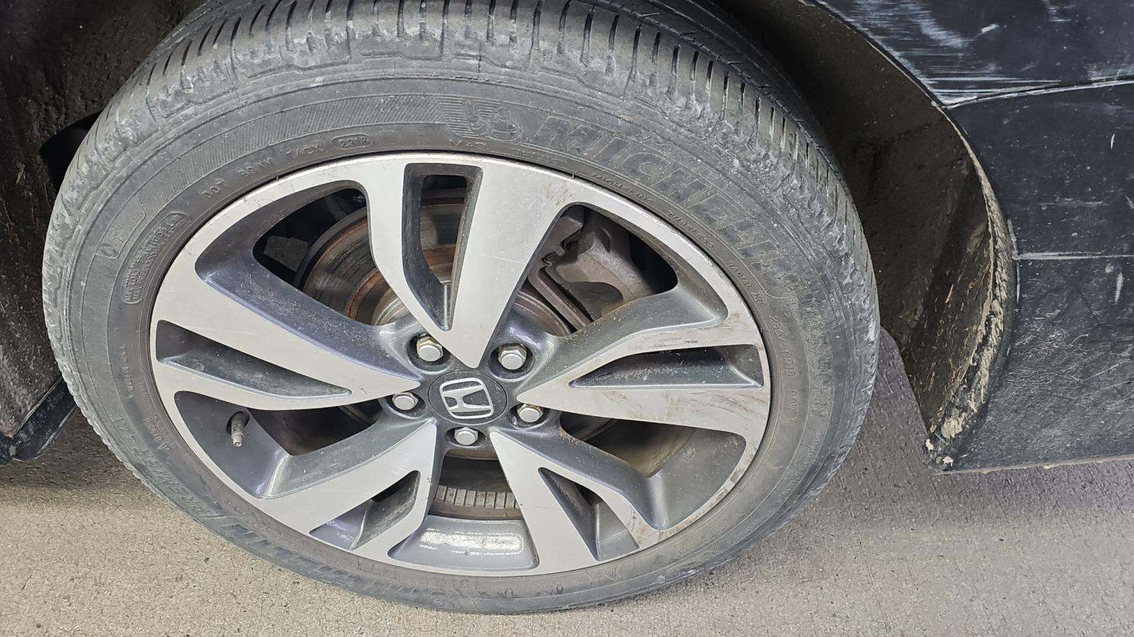 2023 Honda Odyssey Touring FWD