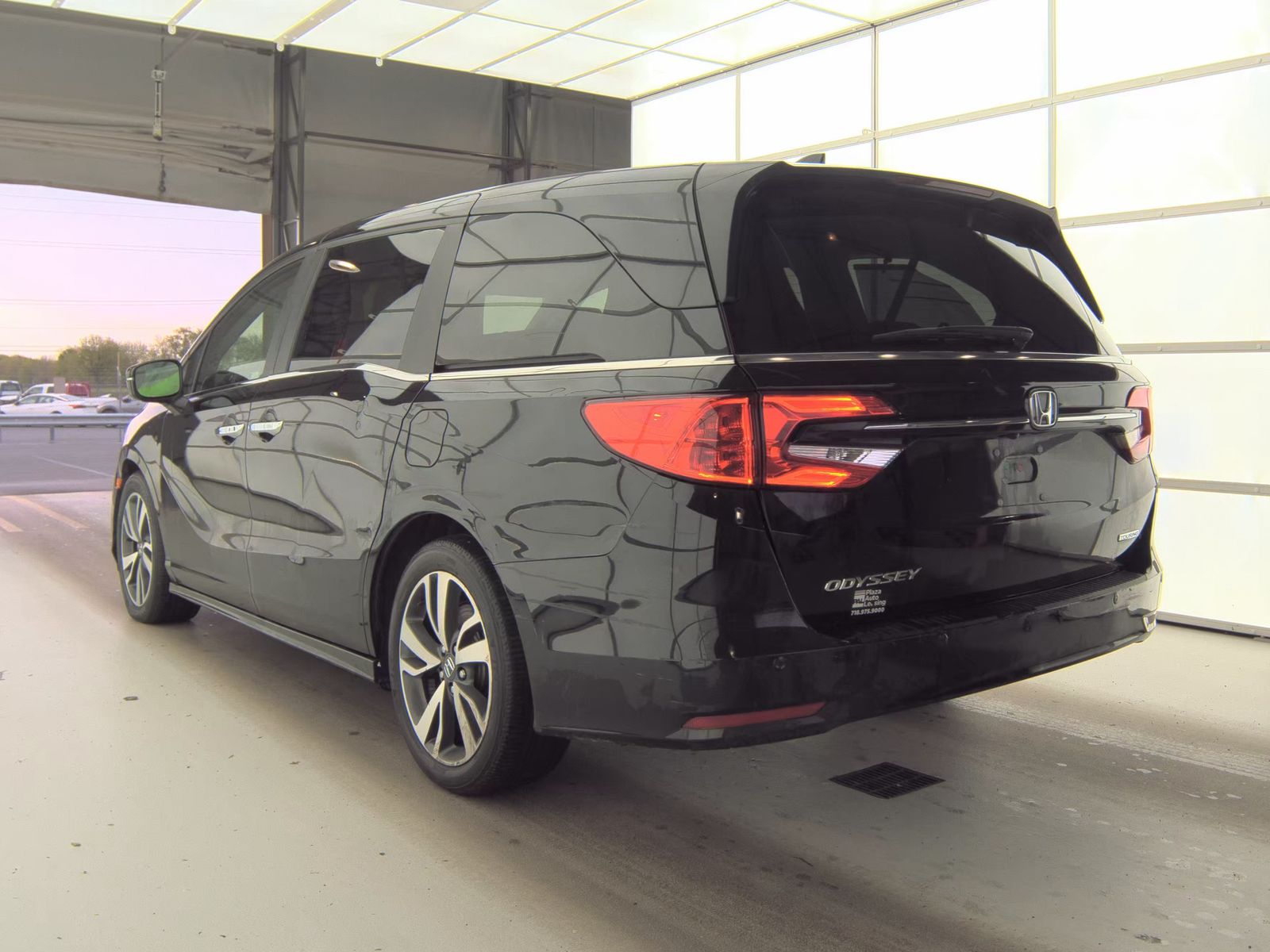 2023 Honda Odyssey Touring FWD