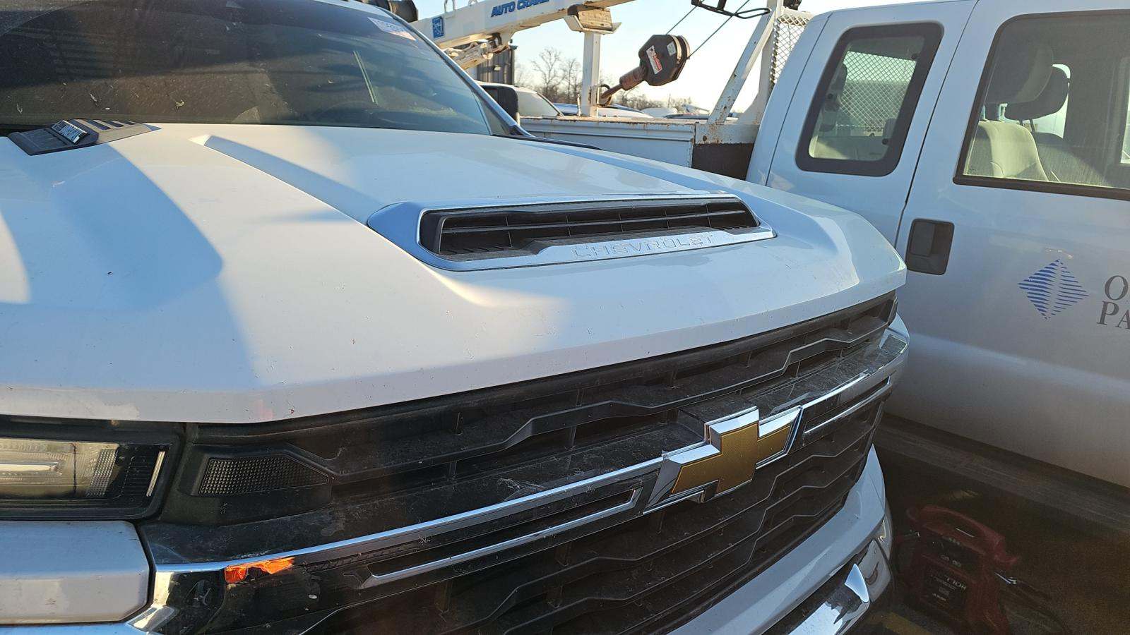 2024 Chevrolet Silverado 2500HD LT AWD