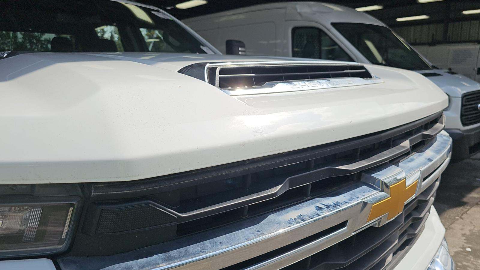 2024 Chevrolet Silverado 2500HD LT AWD