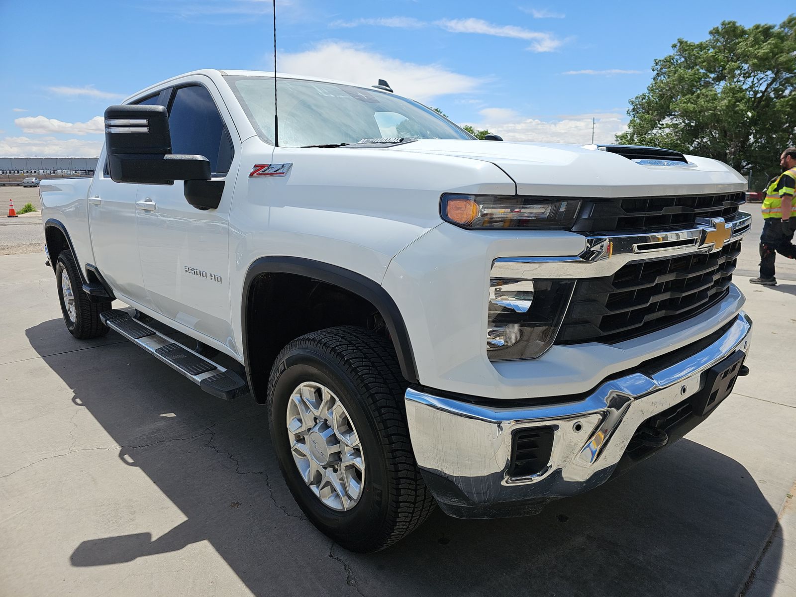 2024 Chevrolet Silverado 2500HD LT AWD