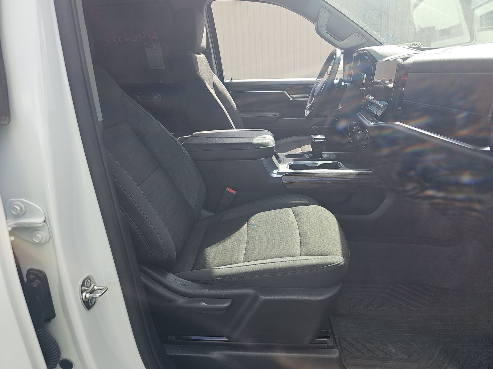 2025 Chevrolet Silverado 1500 LT AWD