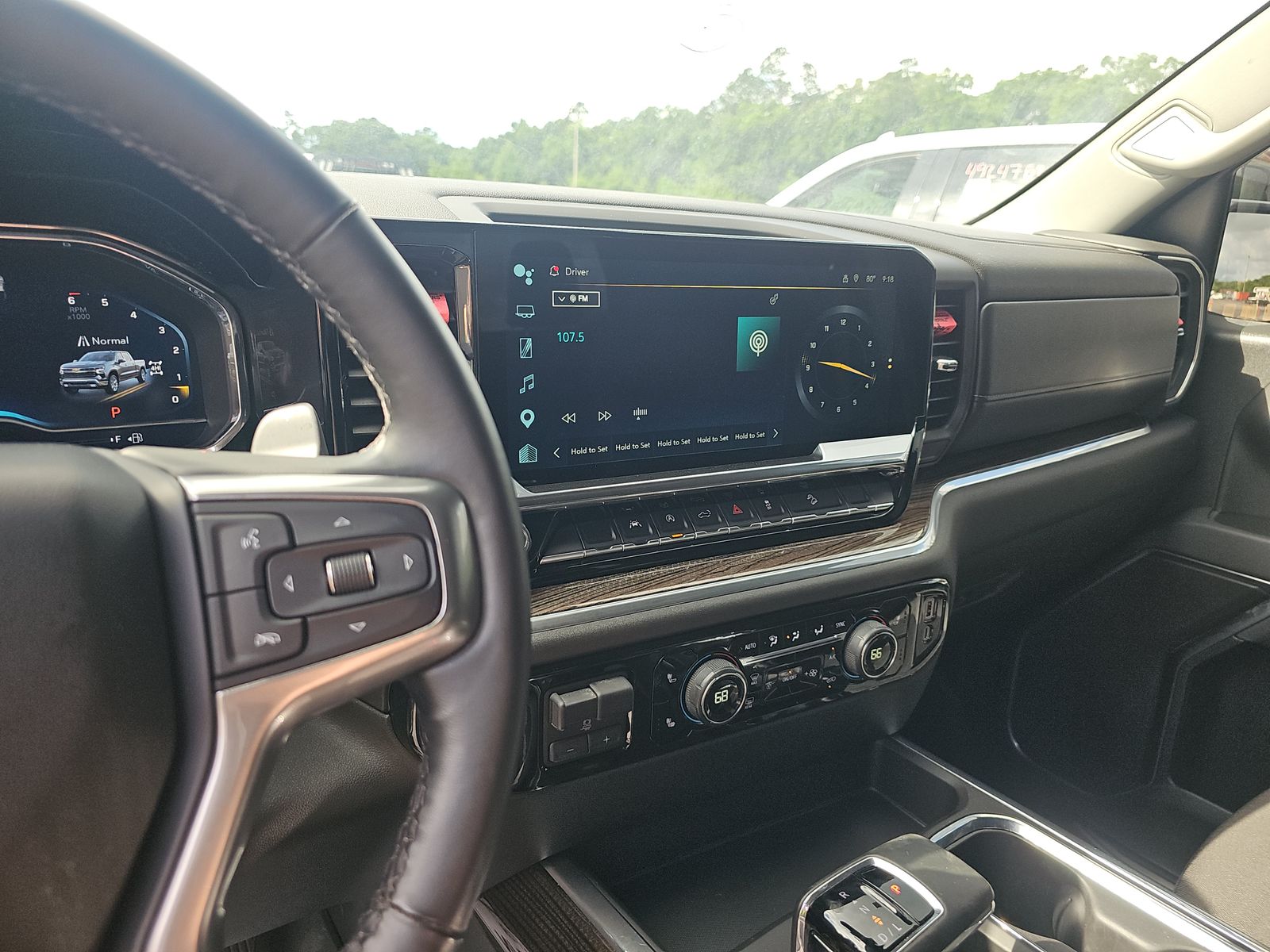 2025 Chevrolet Silverado 1500 LT AWD