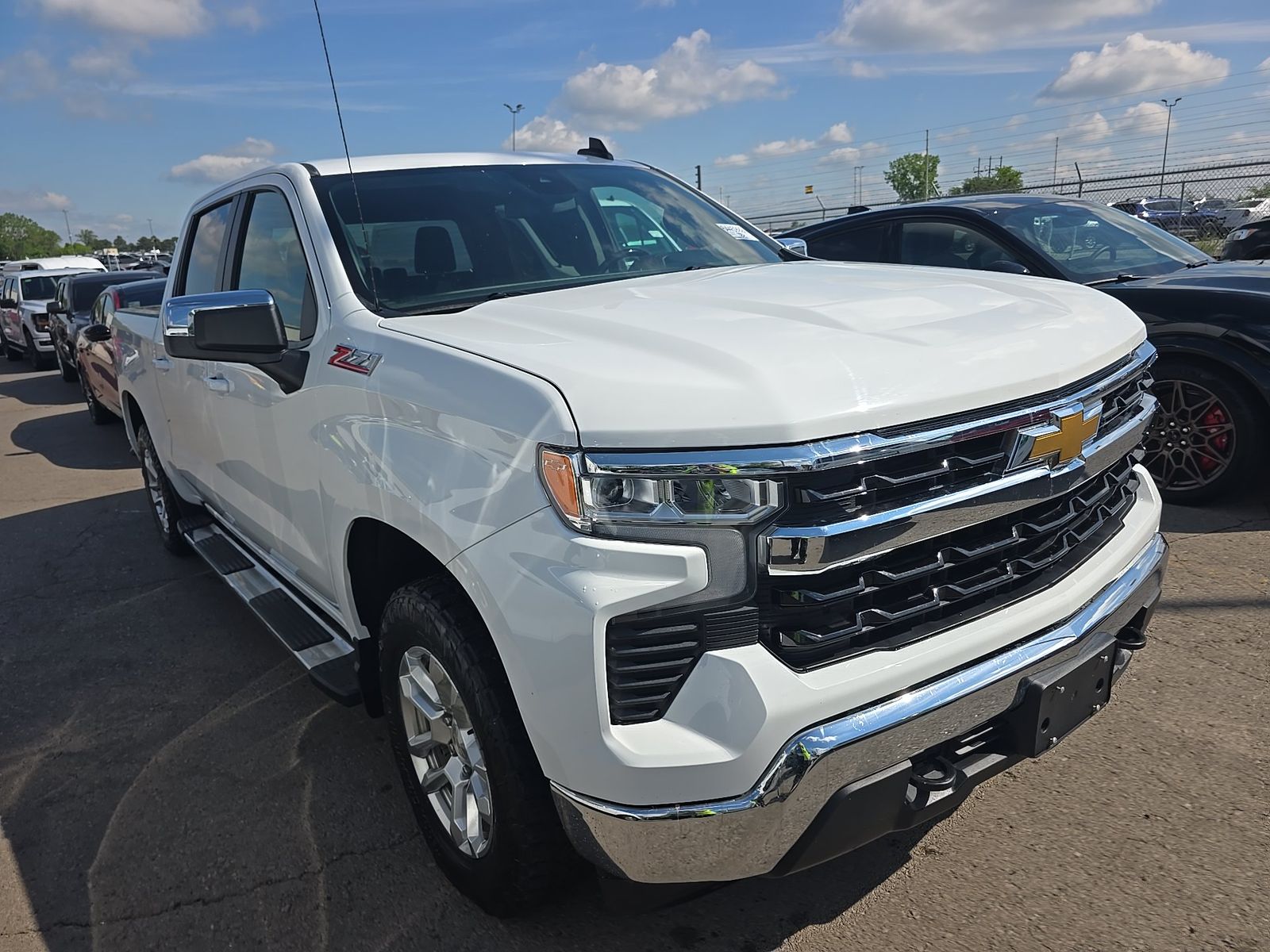 2025 Chevrolet Silverado 1500 LT AWD
