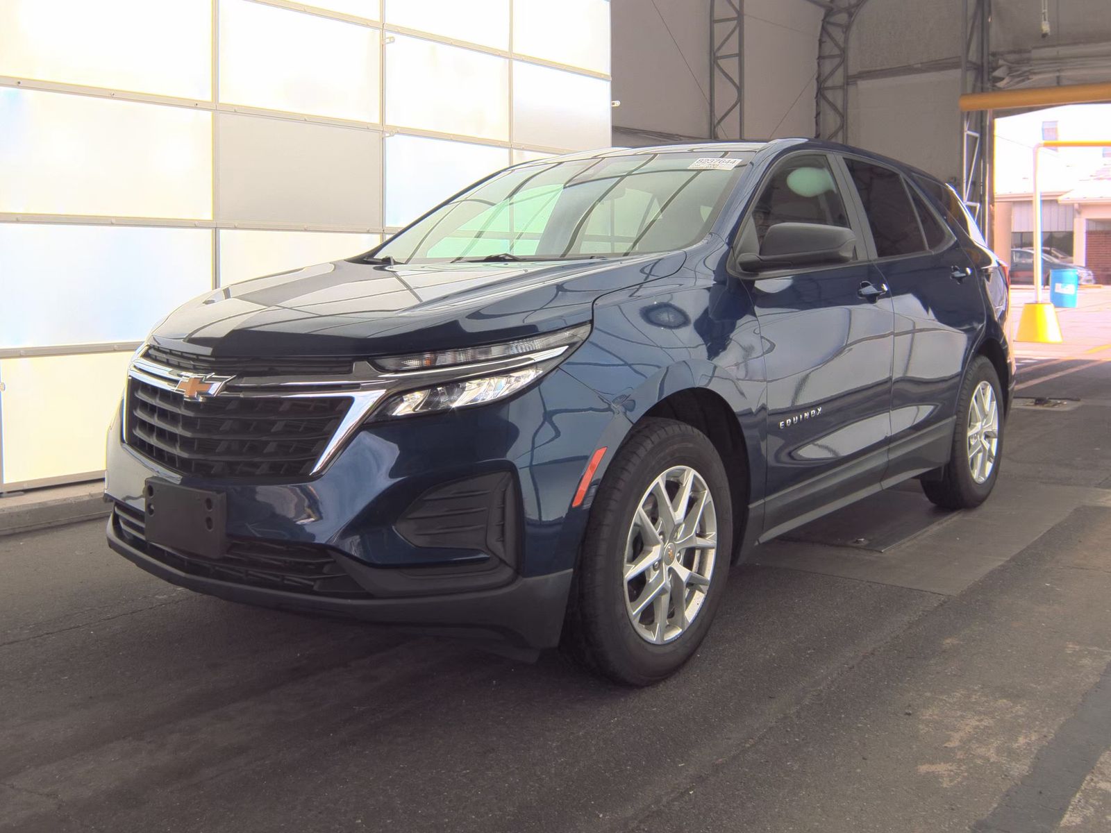 2022 Chevrolet Equinox LS AWD