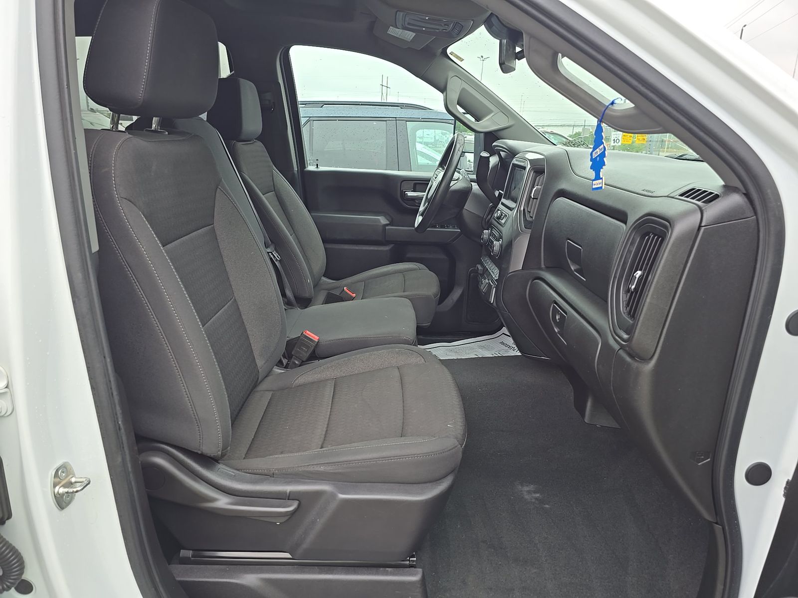2024 Chevrolet Silverado 2500HD Custom AWD