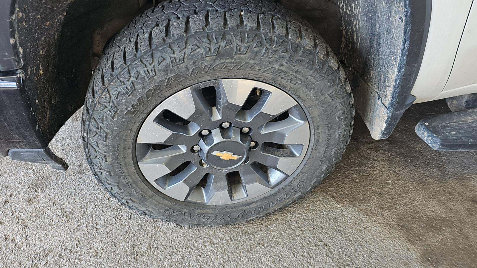 2024 Chevrolet Silverado 2500HD Custom AWD