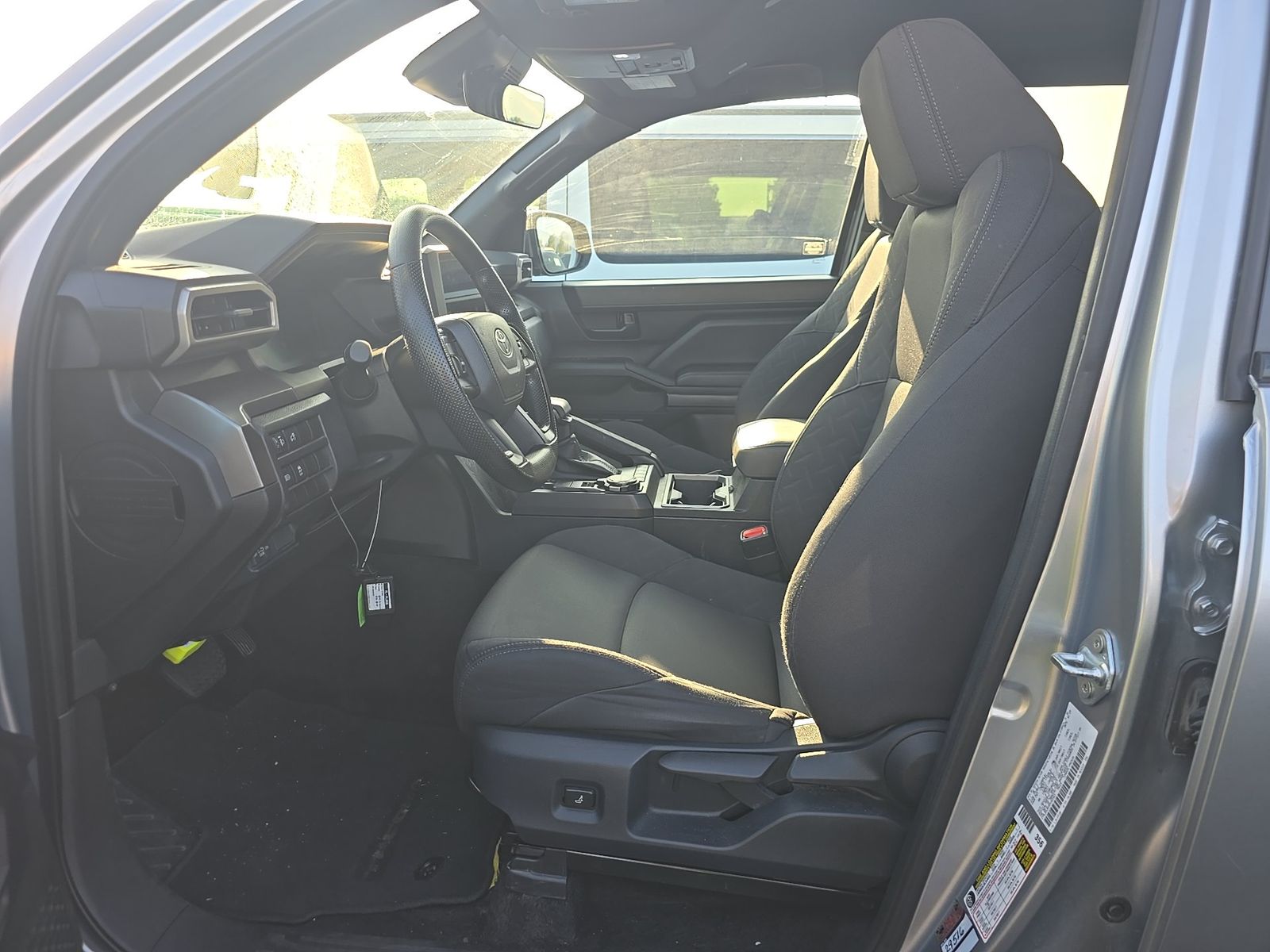 2025 Toyota Tacoma SR5 AWD