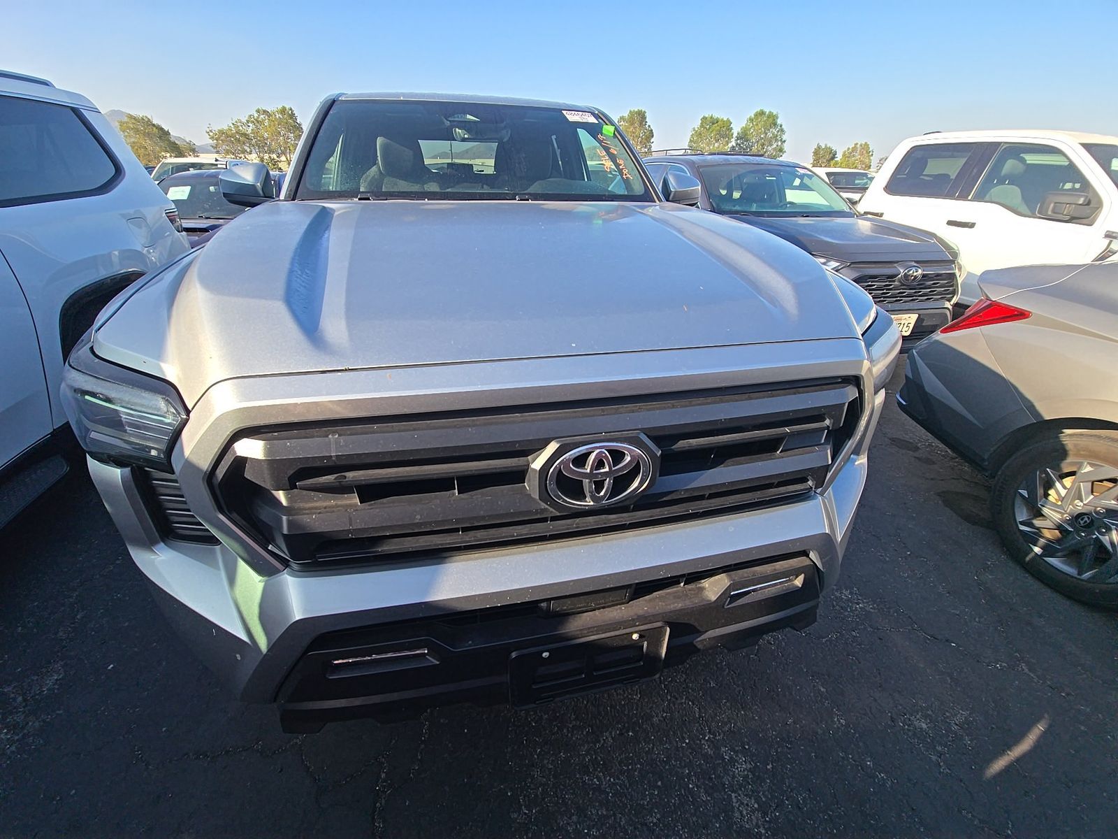 2025 Toyota Tacoma SR5 AWD
