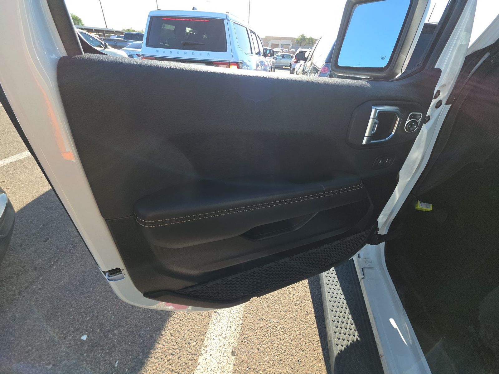 2026 Jeep Wrangler Sahara AWD