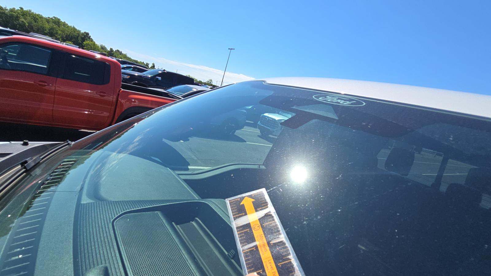 2025 Ford F-150 Lariat AWD
