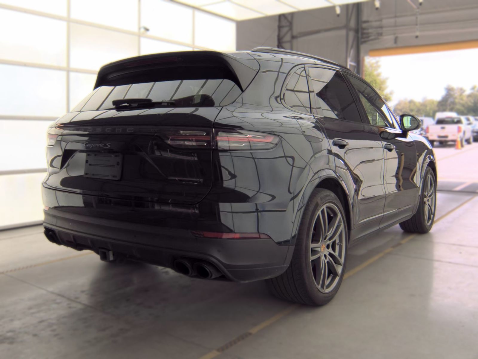 2023 Porsche Cayenne S Platinum Edition AWD