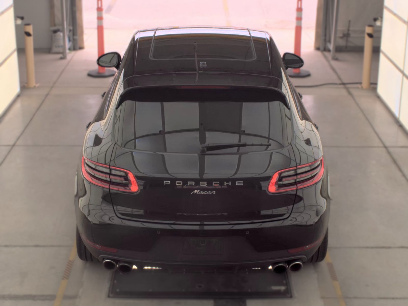 2018 Porsche Macan Sport Edition AWD