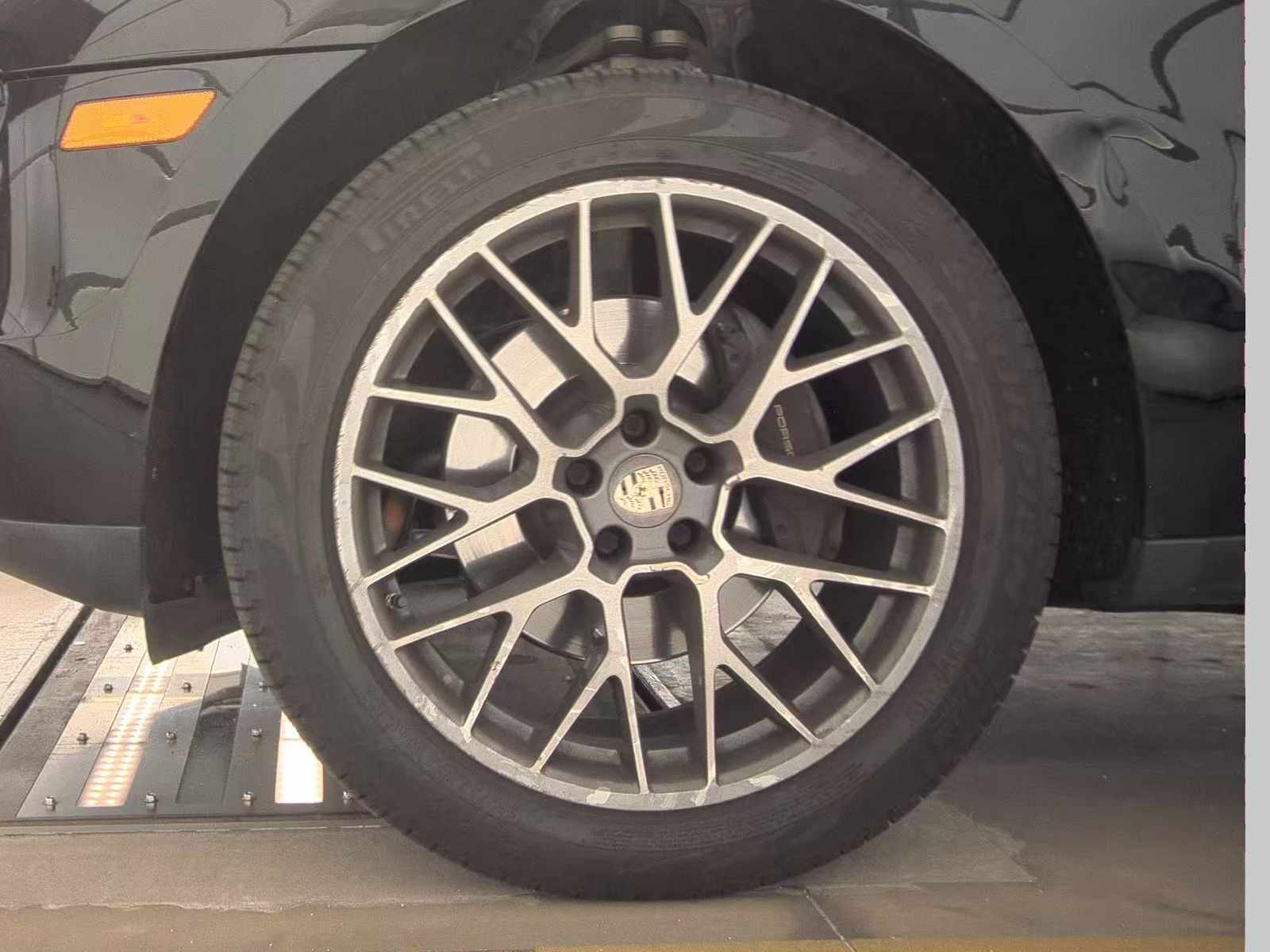 2018 Porsche Macan Sport Edition AWD