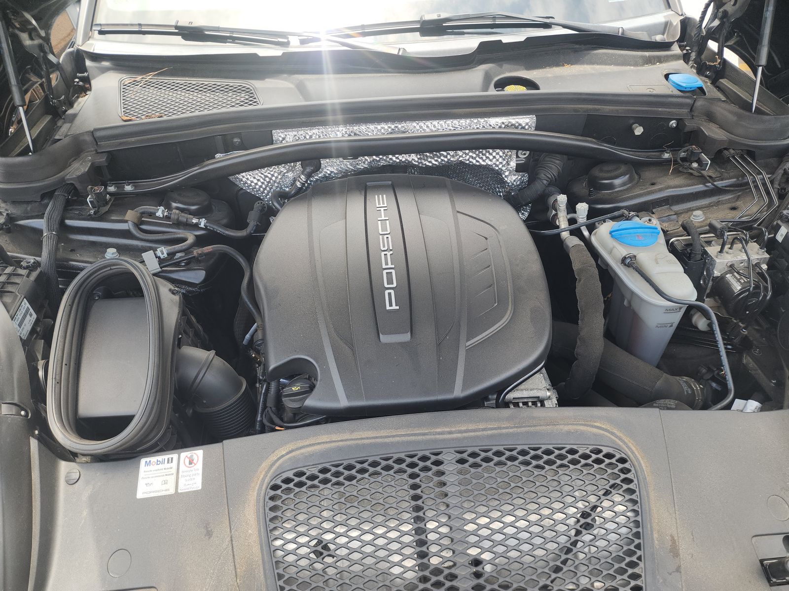 2018 Porsche Macan Sport Edition AWD