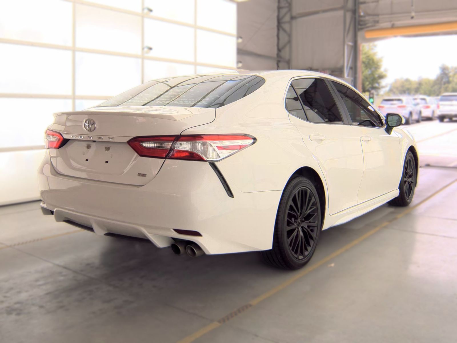 2018 Toyota Camry SE FWD