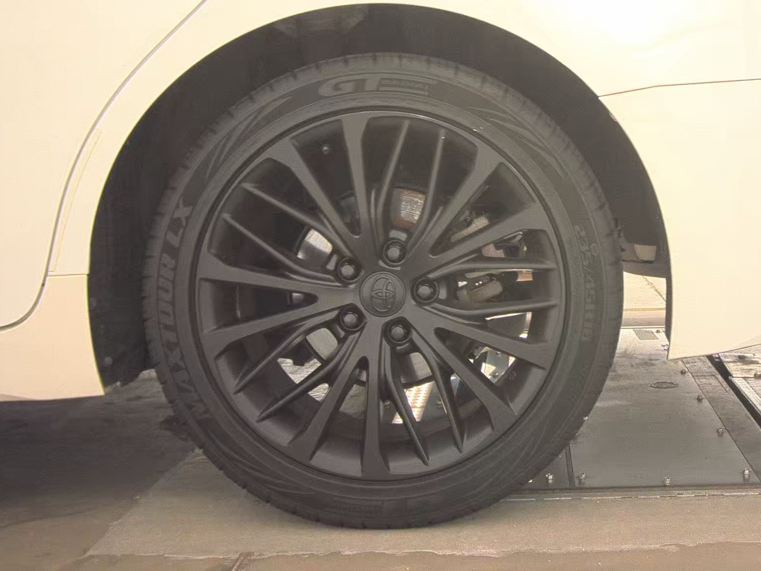 2018 Toyota Camry SE FWD