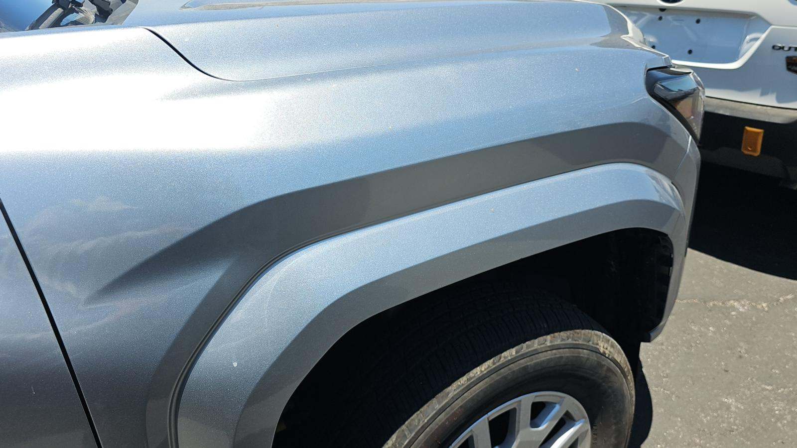 2025 Toyota Tacoma SR5 AWD
