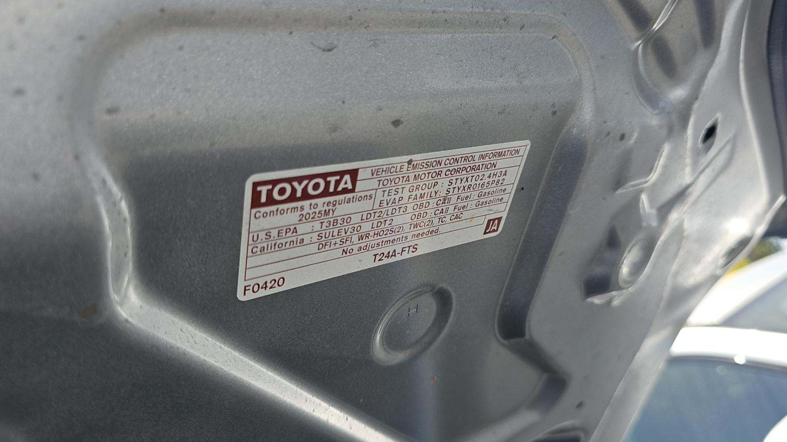 2025 Toyota Tacoma SR5 AWD