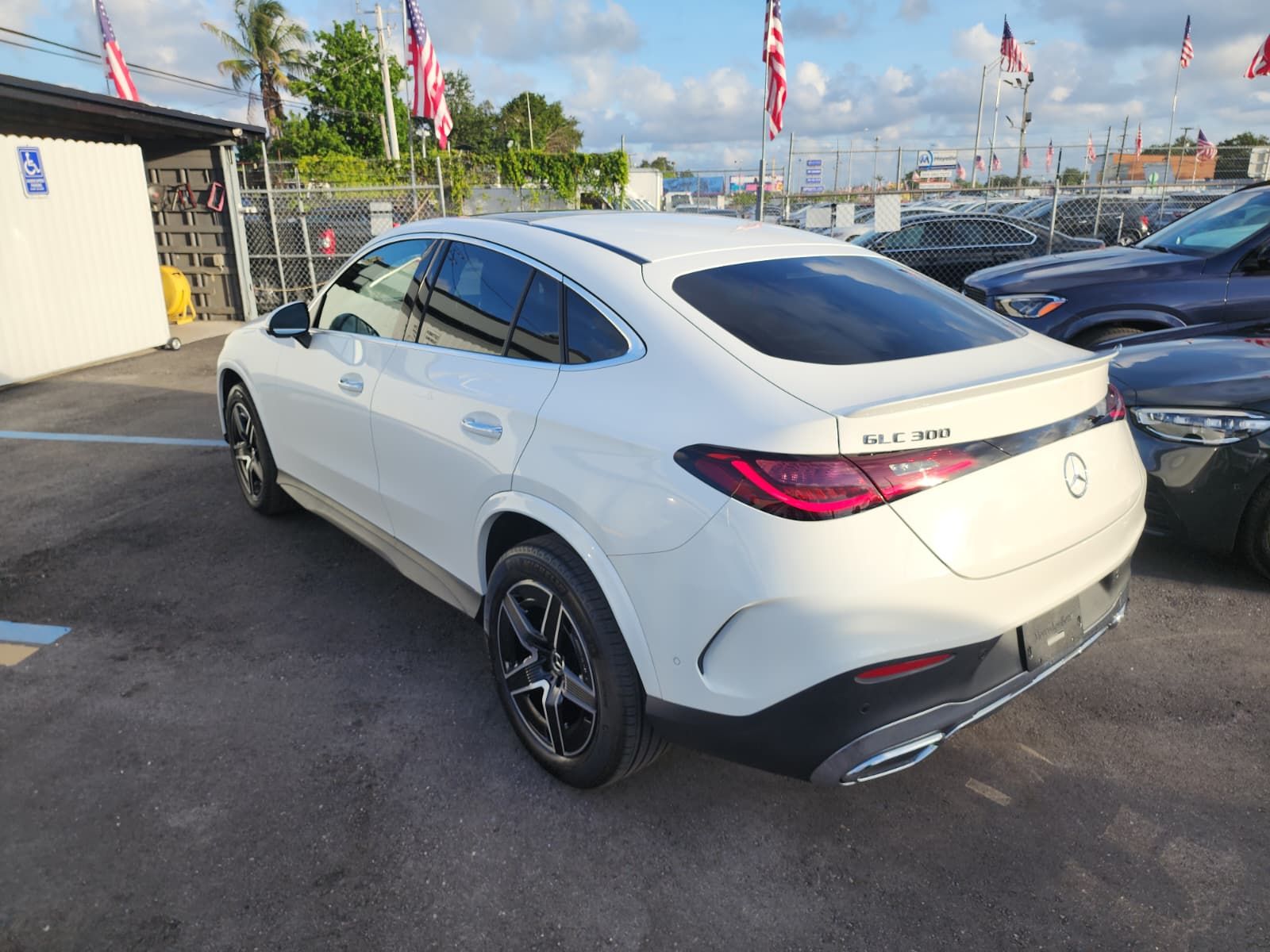 2025 Mercedes-Benz GLC GLC 300 AWD