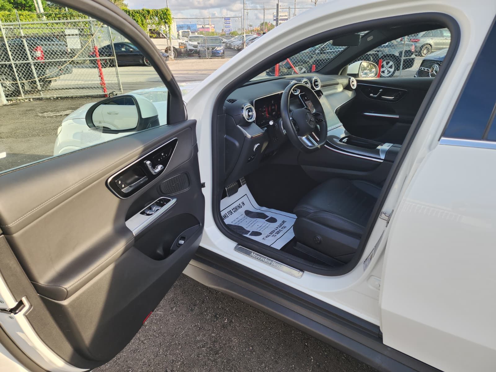 2025 Mercedes-Benz GLC GLC 300 AWD