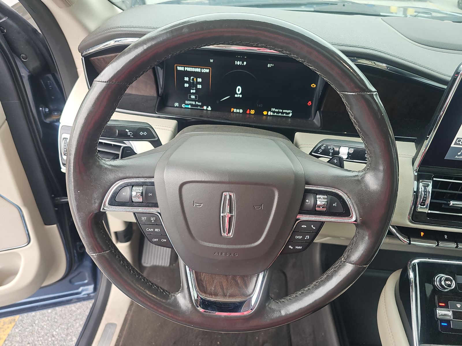 2019 Lincoln Navigator Select RWD