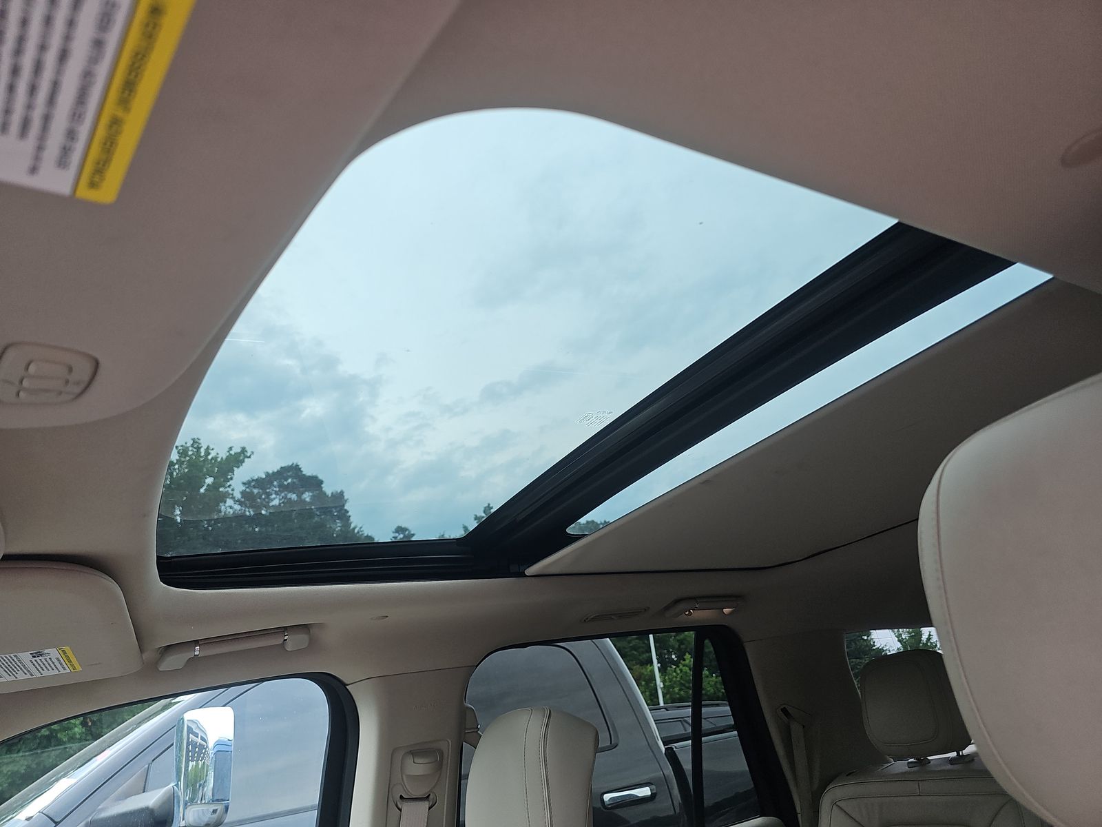 2019 Lincoln Navigator Select RWD