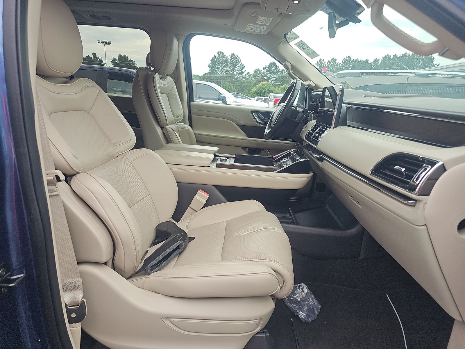 2019 Lincoln Navigator Select RWD