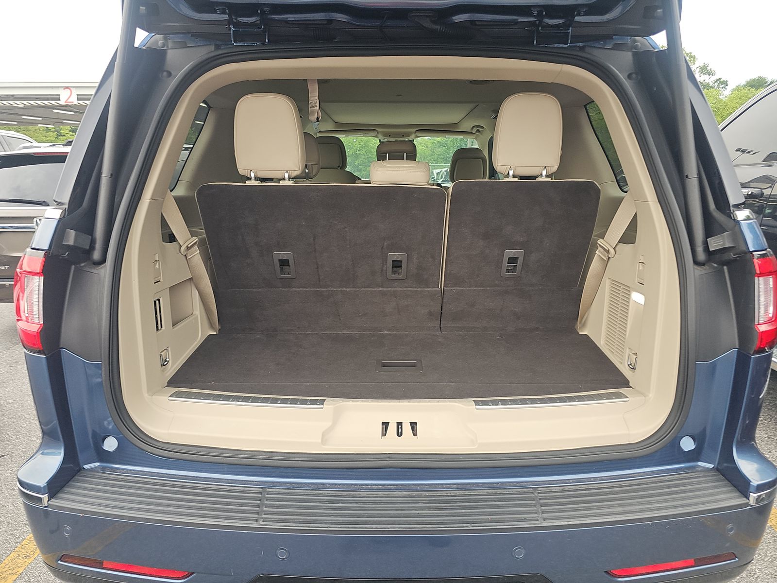 2019 Lincoln Navigator Select RWD
