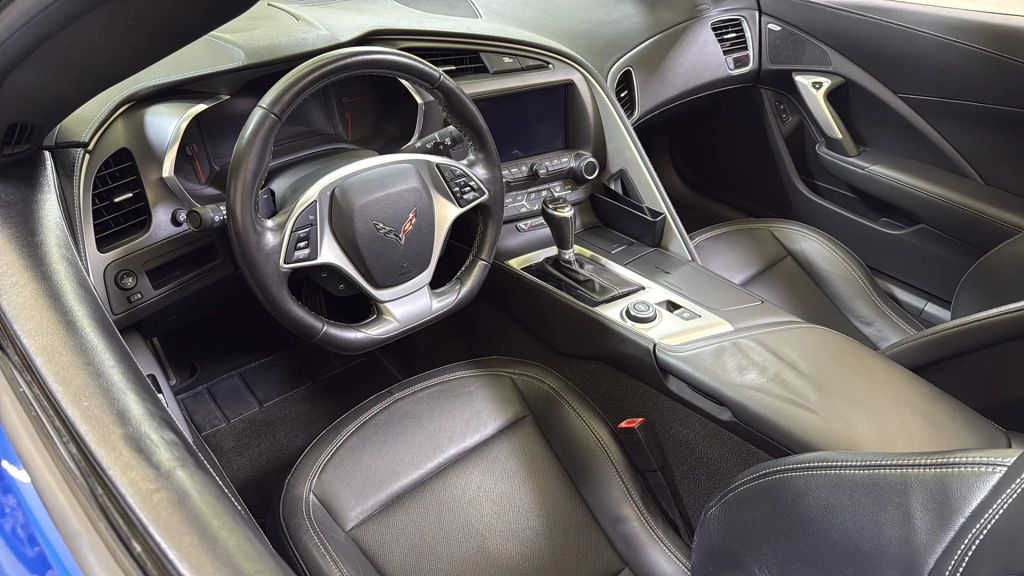 2019 Chevrolet Corvette Stingray RWD