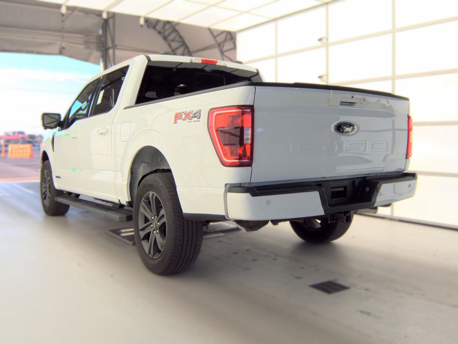 2023 Ford F-150 Hybrid XLT AWD