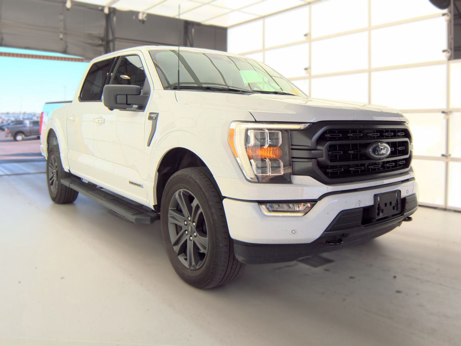 2023 Ford F-150 Hybrid XLT AWD