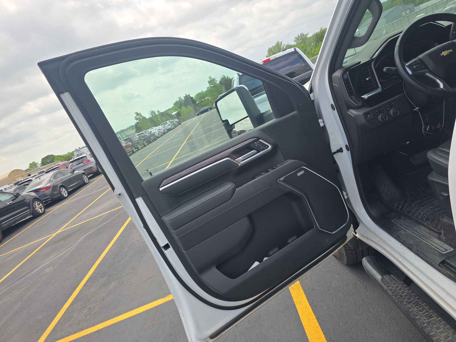 2025 Chevrolet Silverado 2500HD LTZ AWD