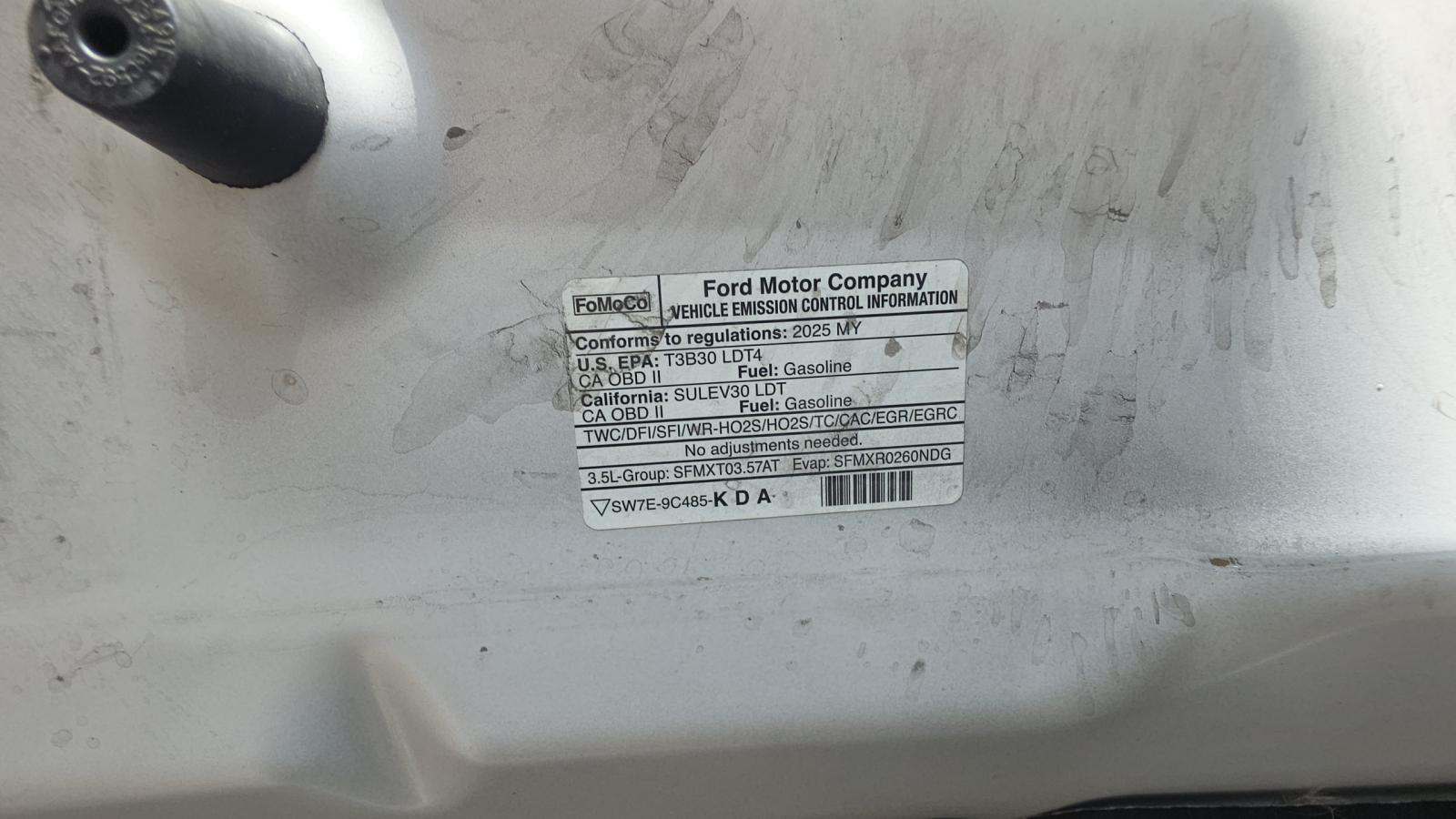 2025 Ford F-150 Lariat AWD