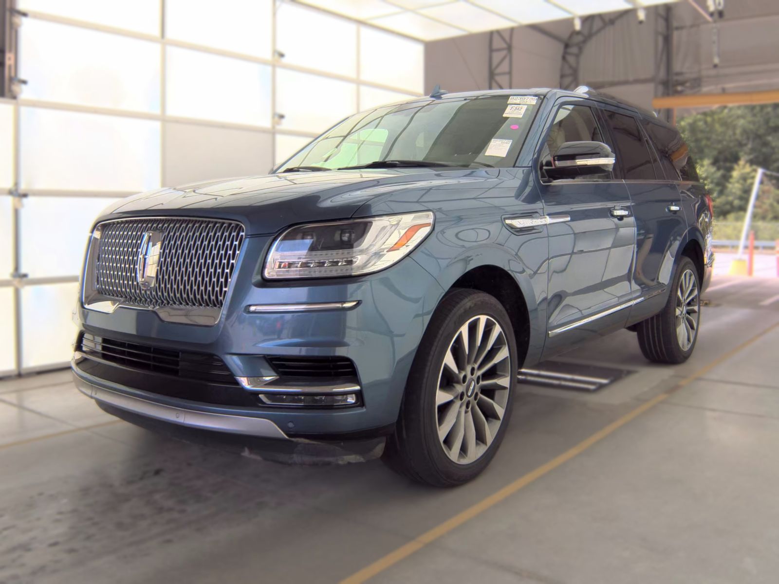 2019 Lincoln Navigator Select RWD