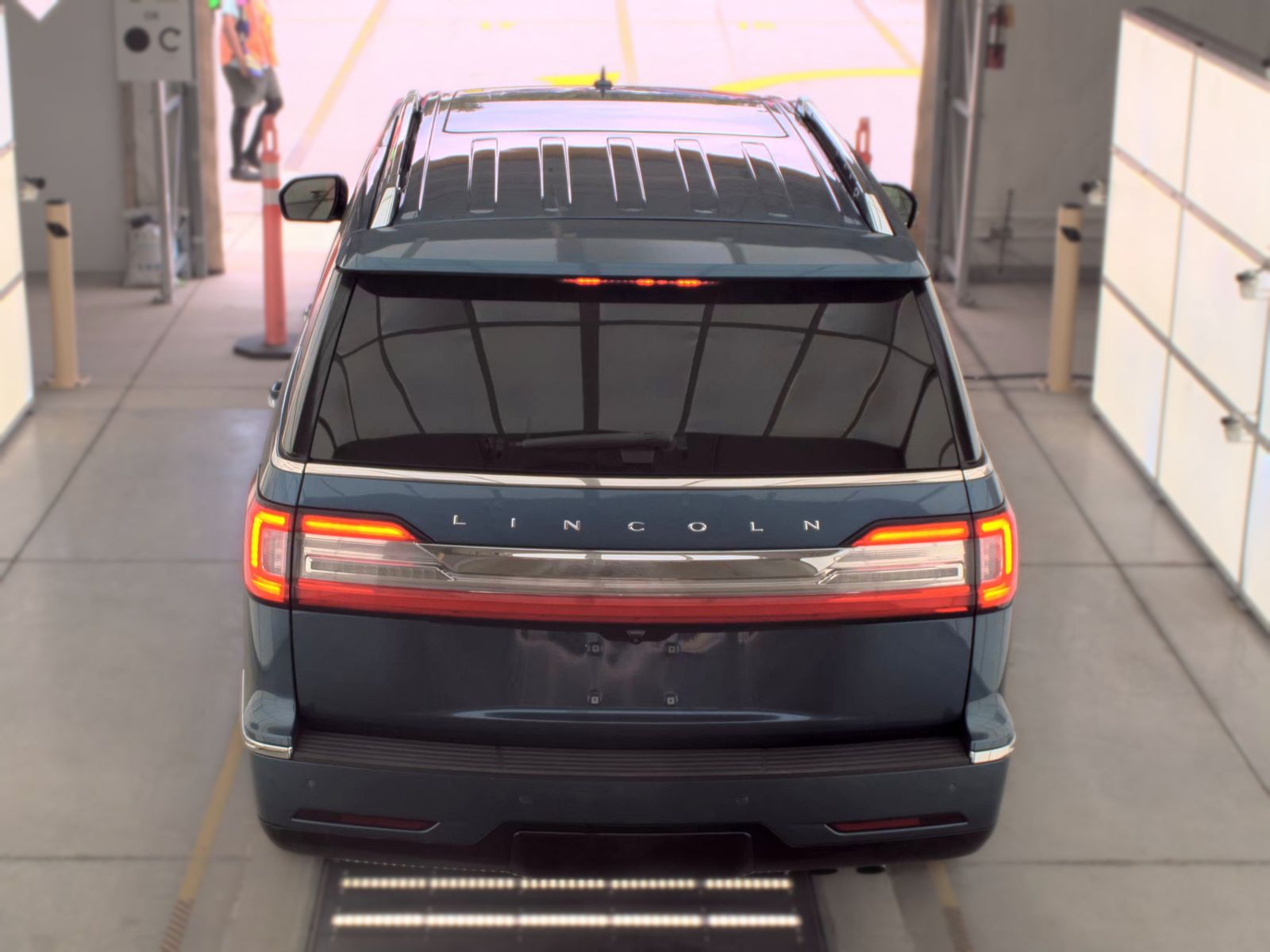 2019 Lincoln Navigator Select RWD